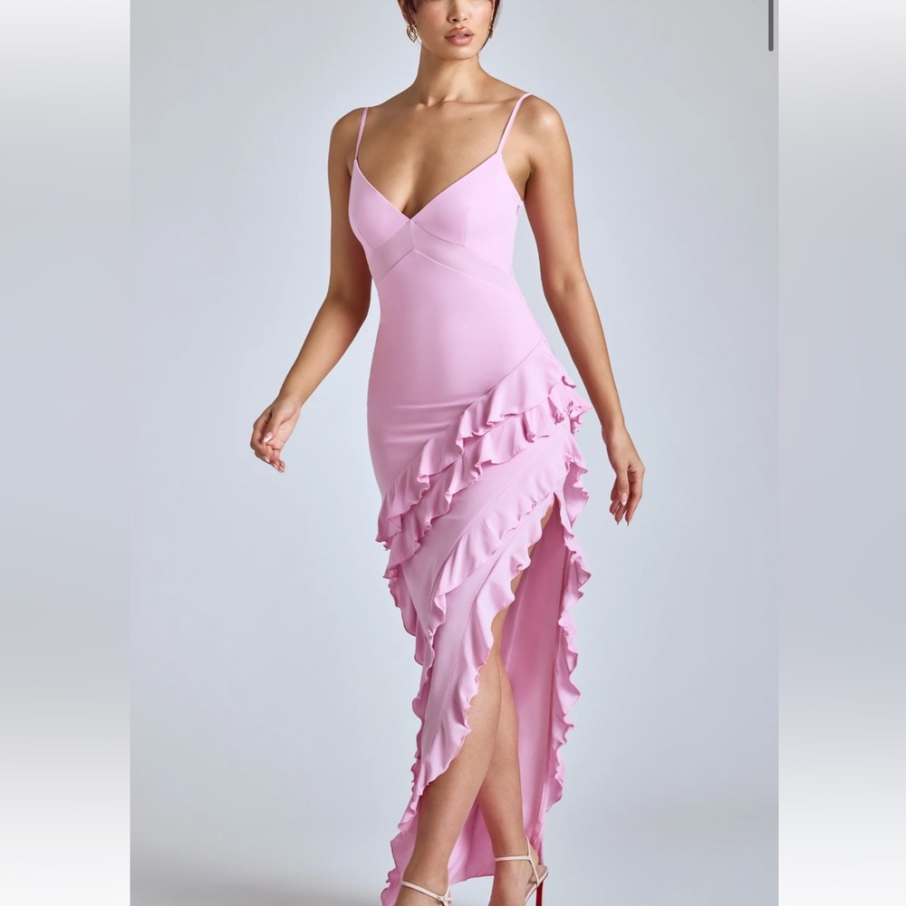Oh Polly AURELIE
Panelled Ruffle Evening Gown in Baby Pink